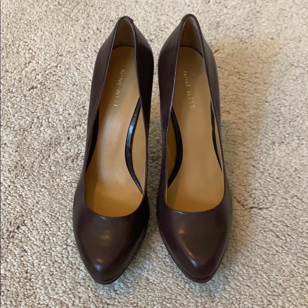 Brown Nine West Pumps - Picture 3 of 3
